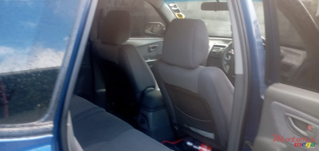 2006' Hyundai Tucson photo #5