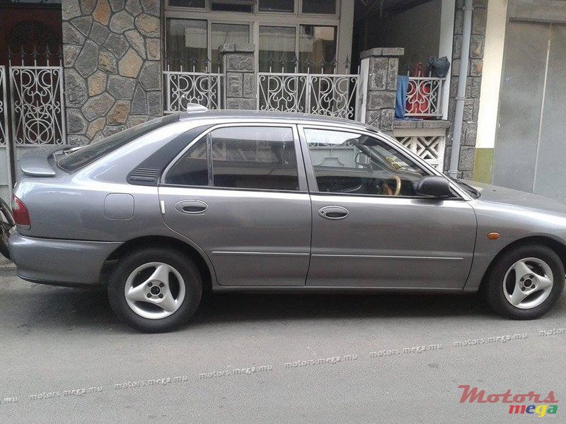 2001' Proton photo #1