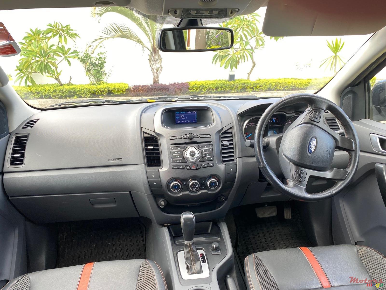 2015' Ford Ranger DOUBLE CABINE WILDTRAK photo #4