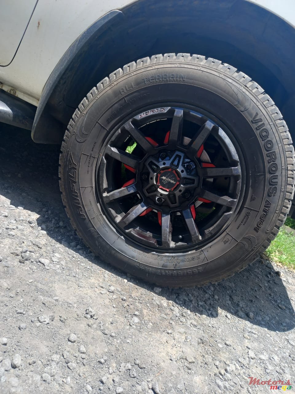 2013' Mazda BT-50 photo #3