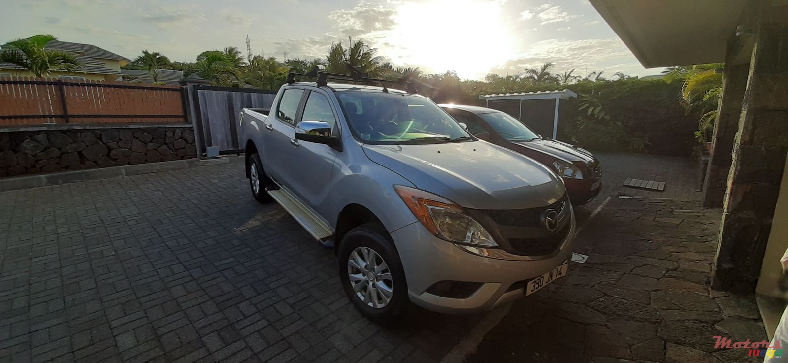 2014' Mazda BT-50 photo #1
