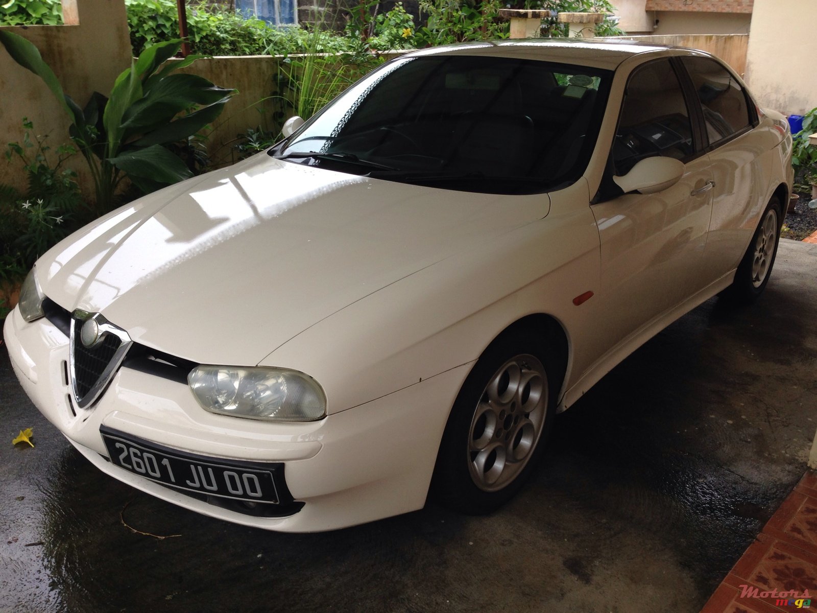 2000' Alfa Romeo photo #5