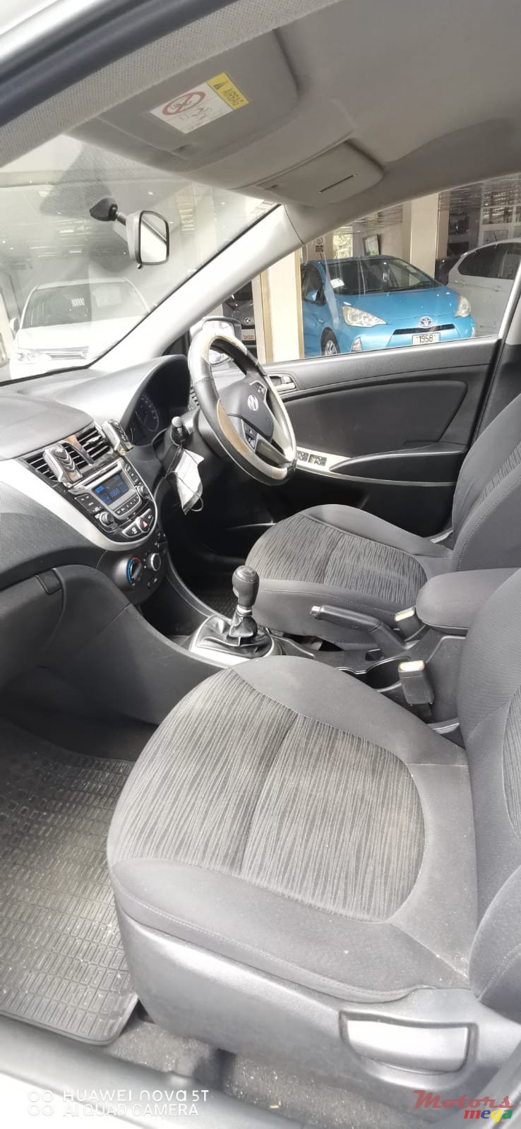 2015' Hyundai Accent photo #3