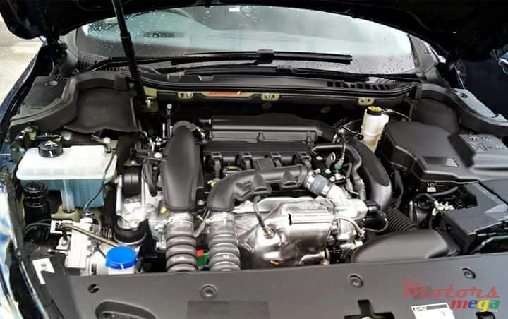 2012' Peugeot 508 Allure 1.6 essence turbo 163cv photo #4