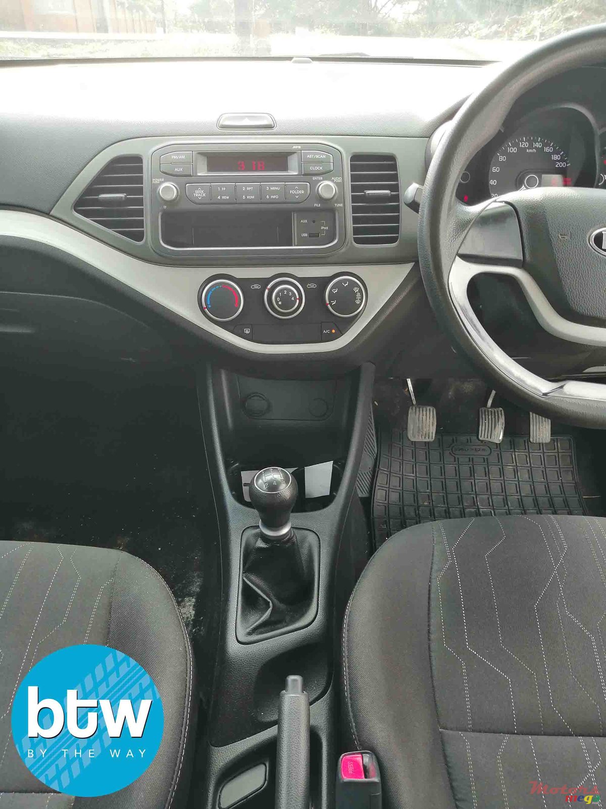 2014' Kia Picanto photo #5