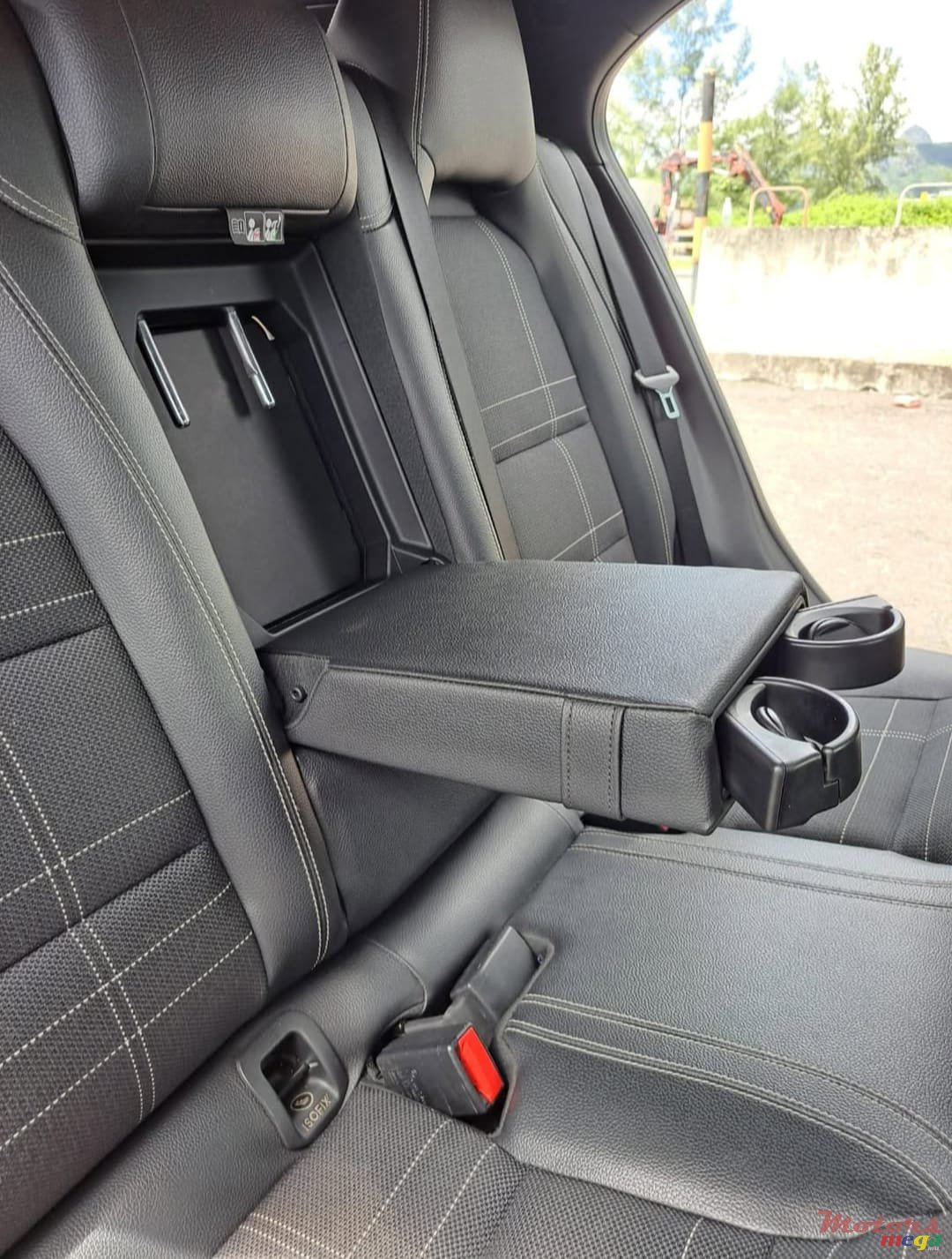 2014' Mercedes-Benz A 180 photo #5