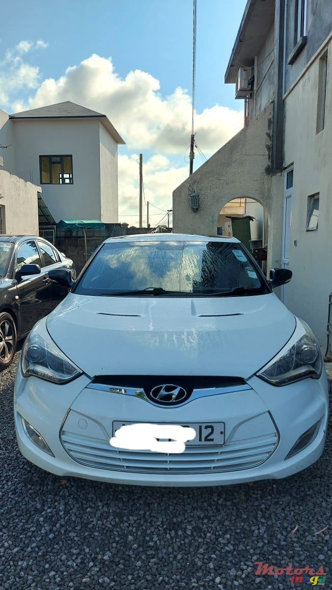 2012' Hyundai Veloster Full Option photo #6