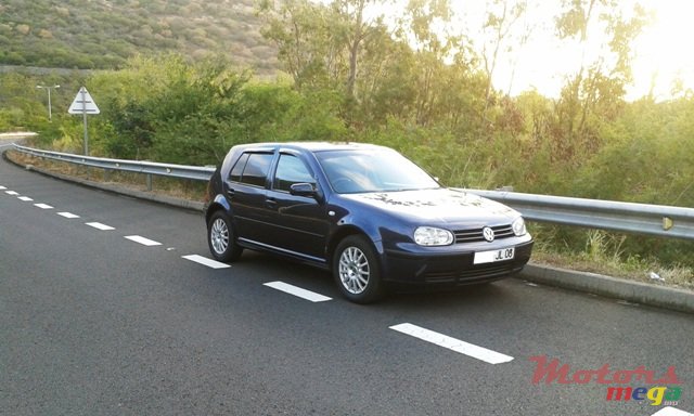 2006' Volkswagen Golf IV ocean photo #1