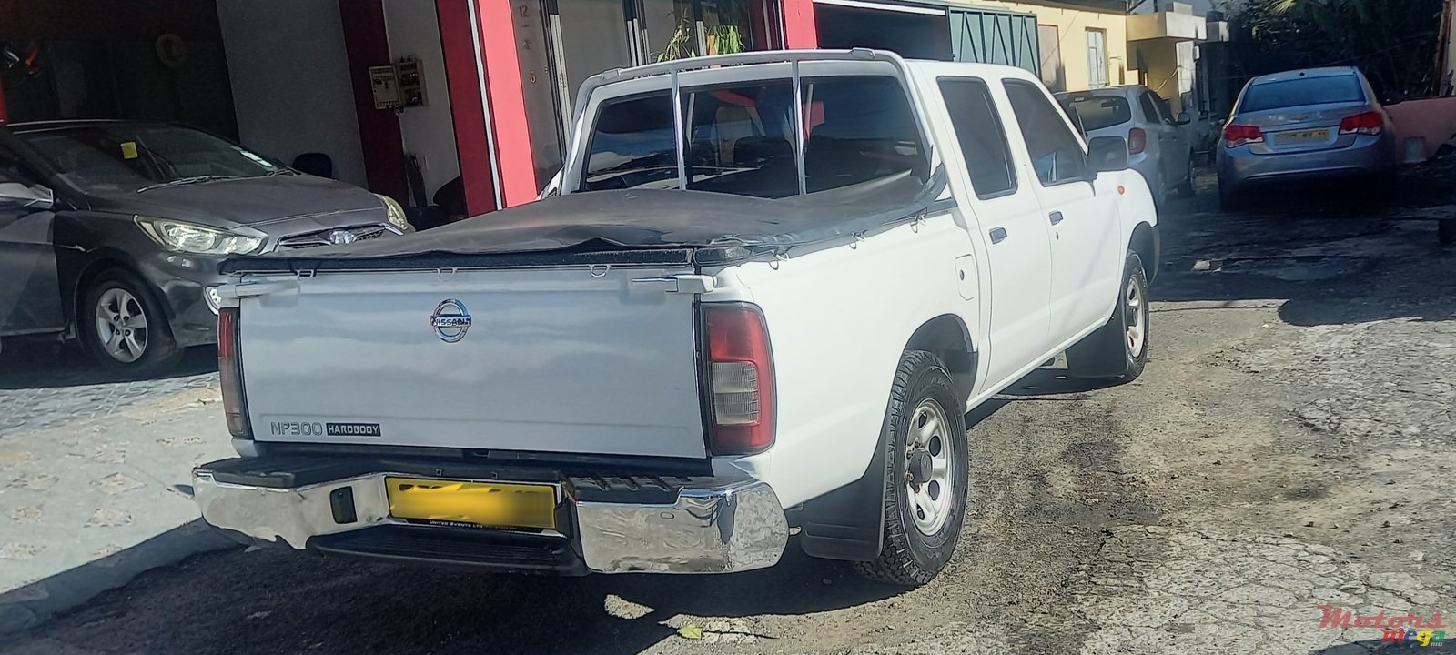 2012' Nissan Hardbody NP300 photo #4