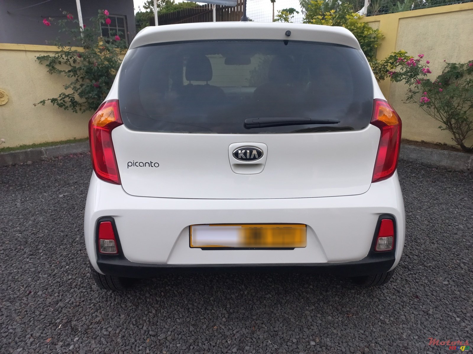 2017' Kia Picanto MANUAL photo #7