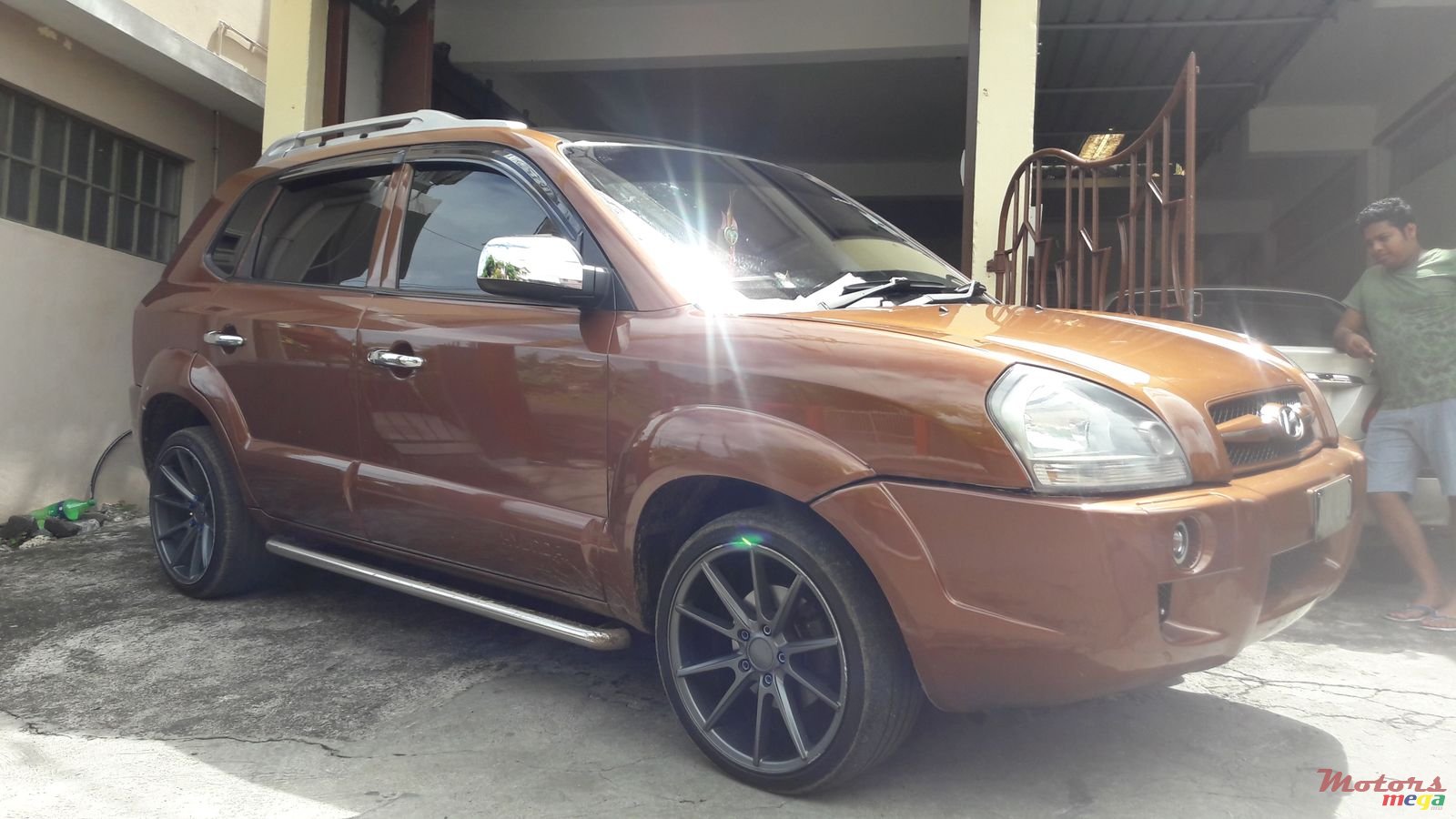 2005' Hyundai Tucson photo #5