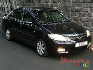 2006' Honda City photo #1
