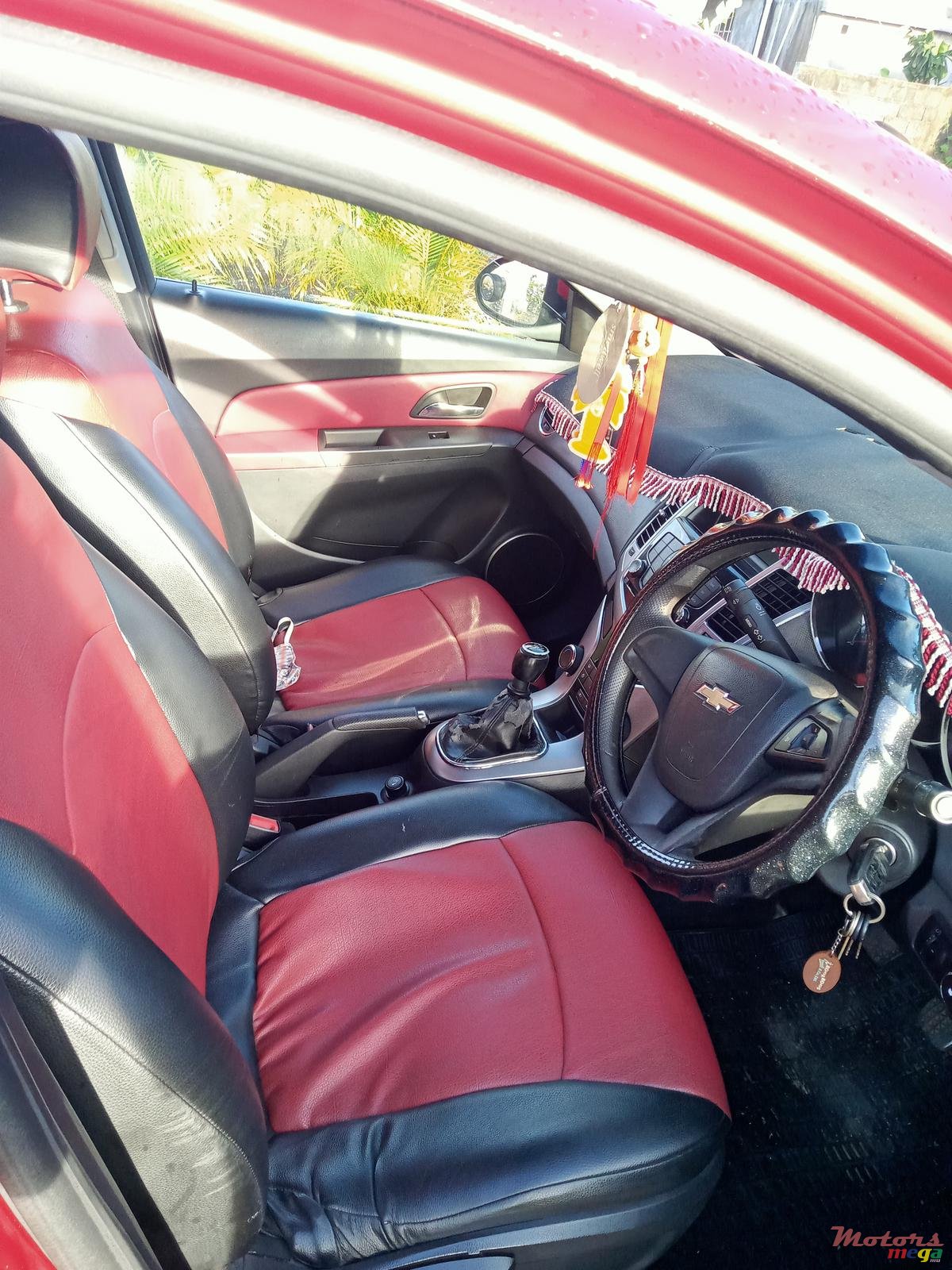 2012' Chevrolet Cruze photo #5