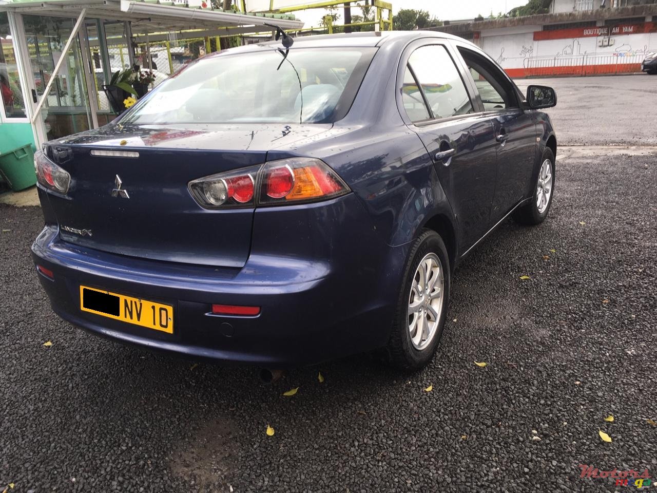 2010' Mitsubishi Lancer EX photo #4