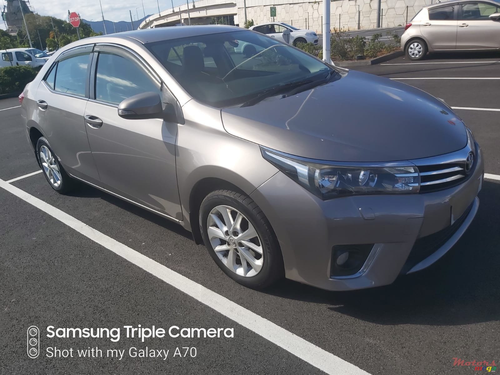 2017' Toyota Corolla photo #1