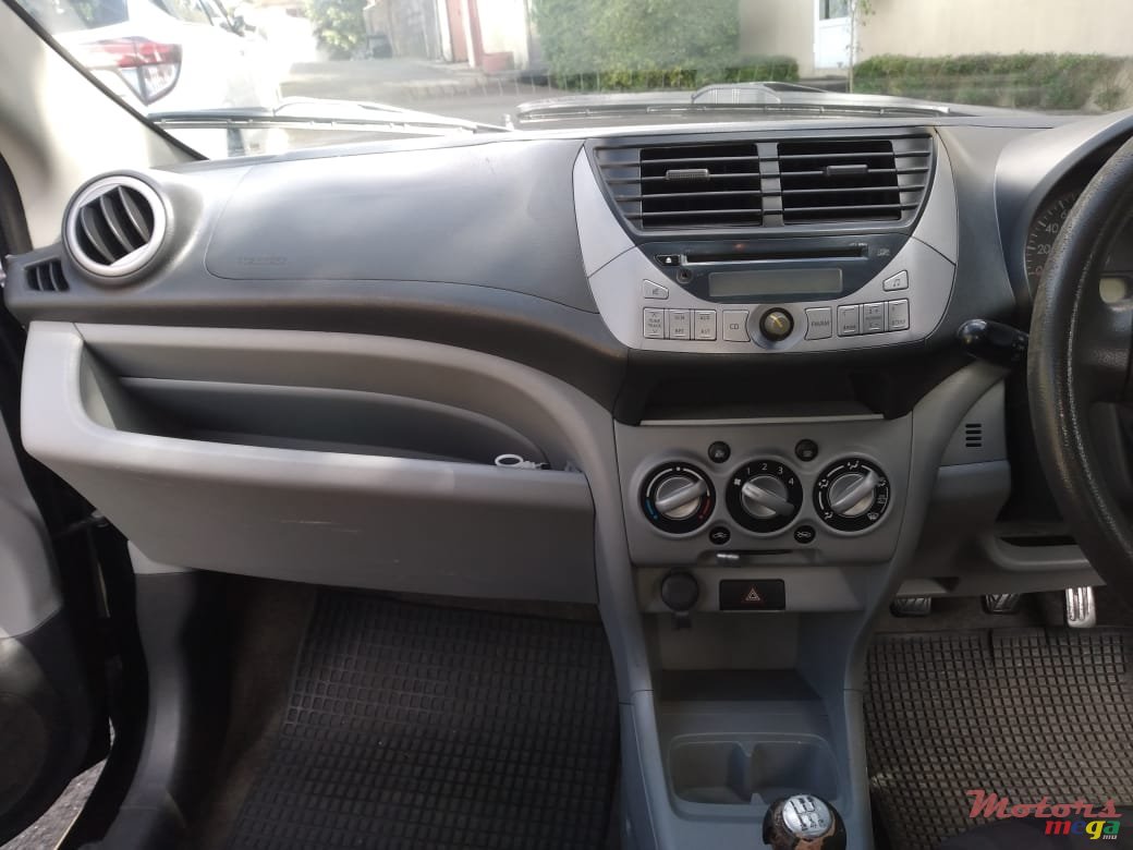 2010' Suzuki Celerio photo #1