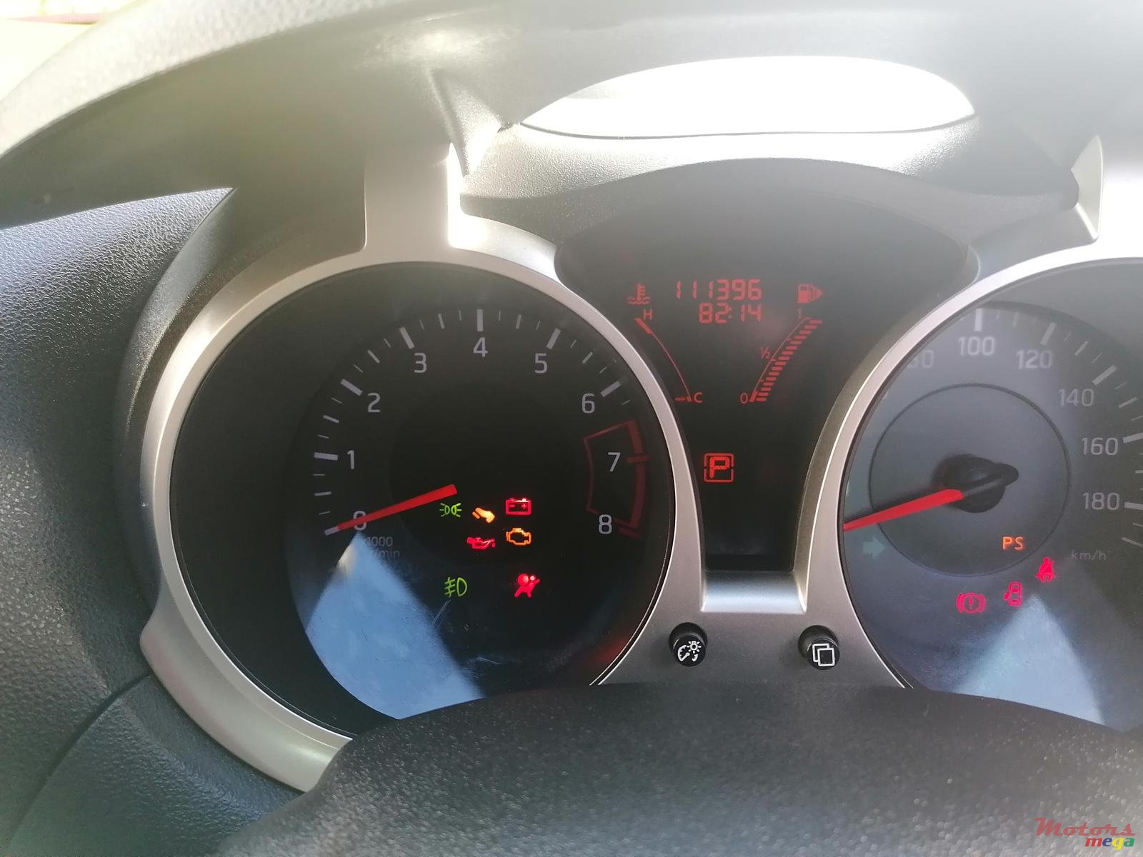 2012' Nissan Juke photo #5