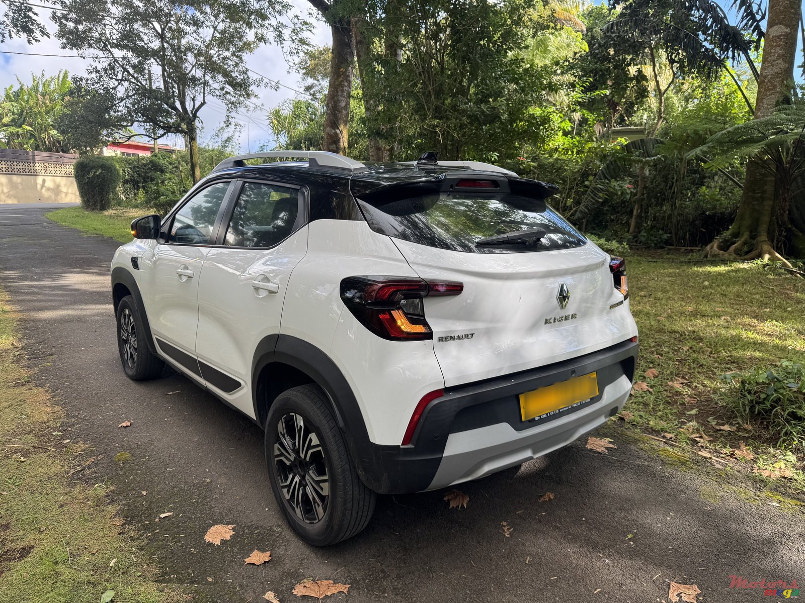 2022' Renault Kiger intens photo #4
