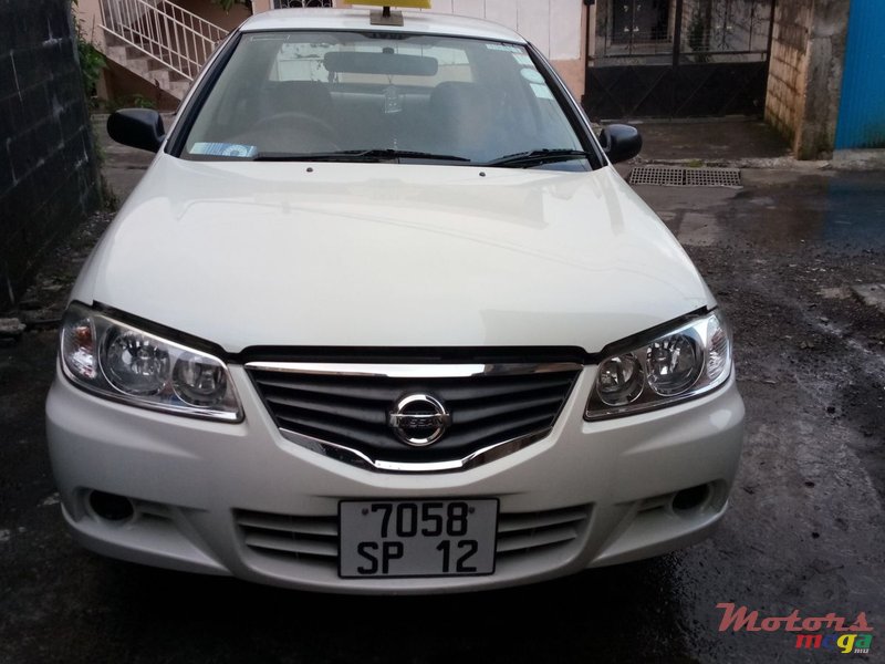 2012' Nissan Sunny photo #1