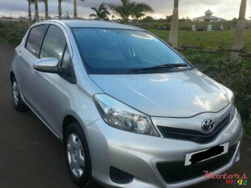 2011' Toyota Vitz new form photo #1