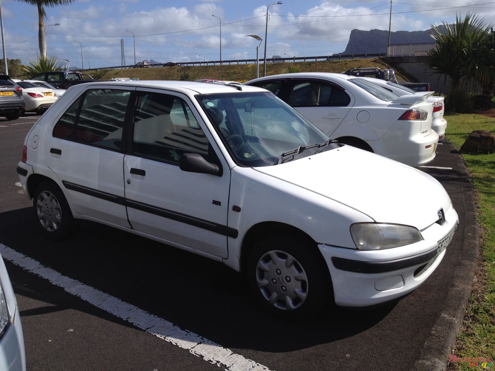 1998' Peugeot 106 photo #1