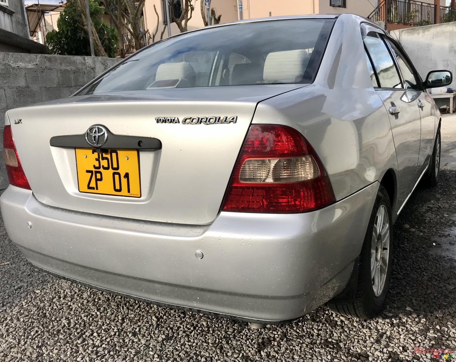 2001' Toyota Corolla photo #2