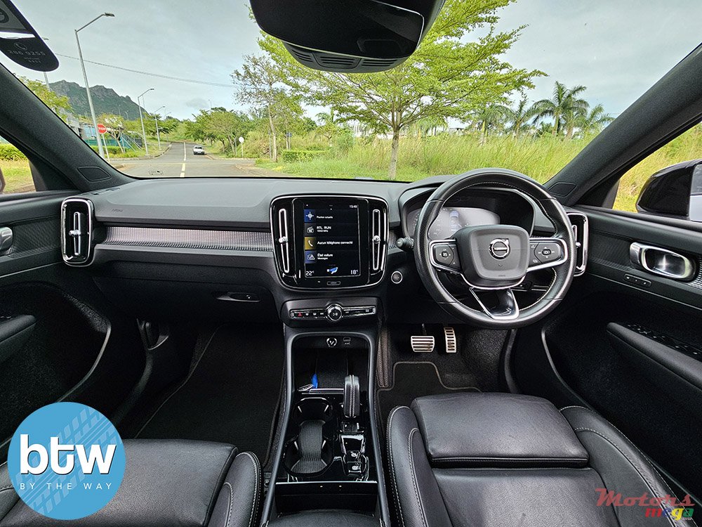 2021' Volvo XC40 T5 Recharge photo #7