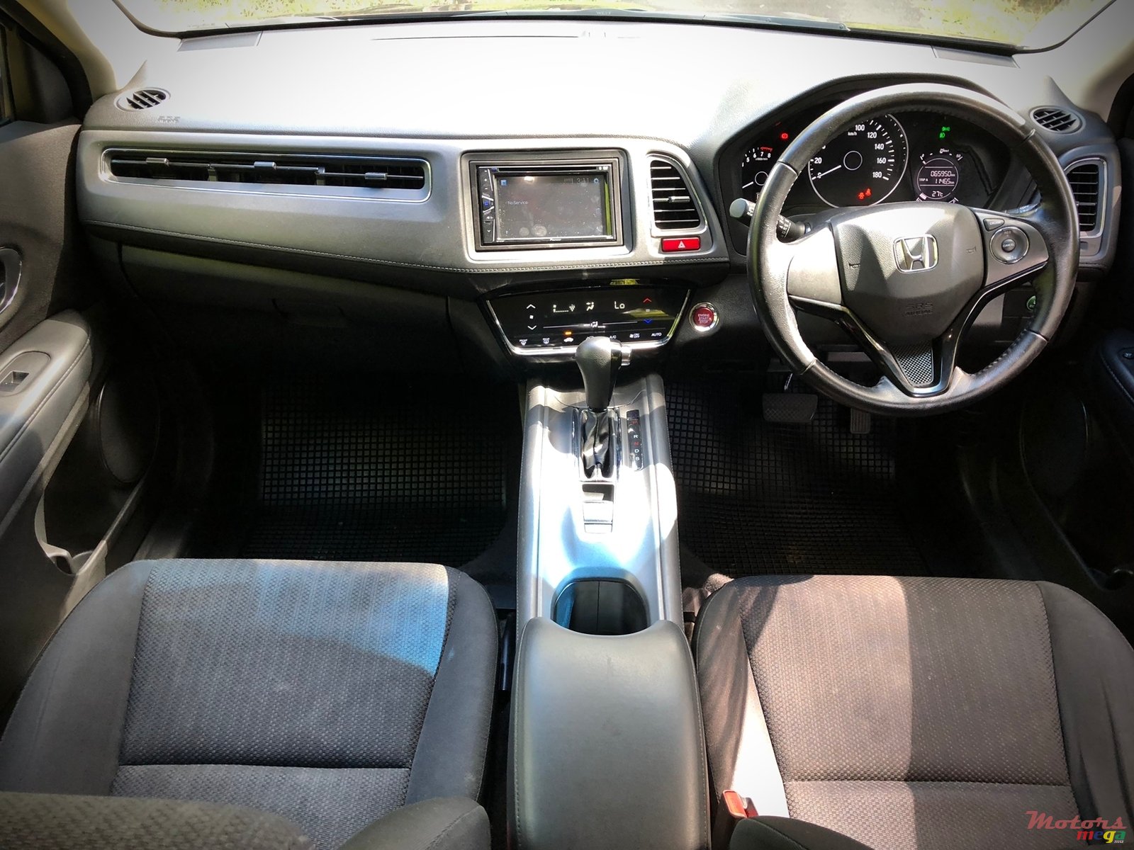 2016' Honda Vezel photo #4