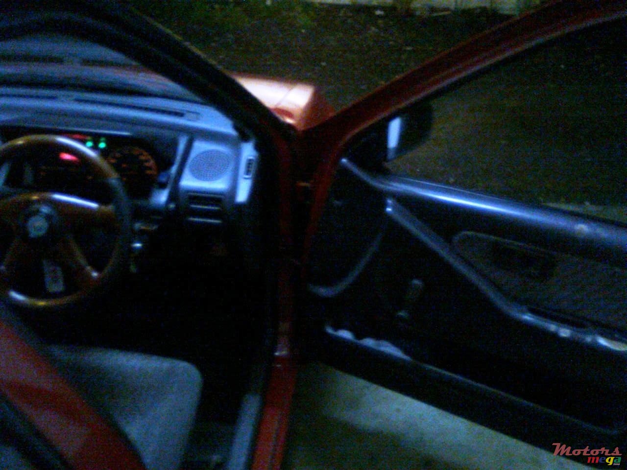 1992' Daihatsu Charade NA photo #7