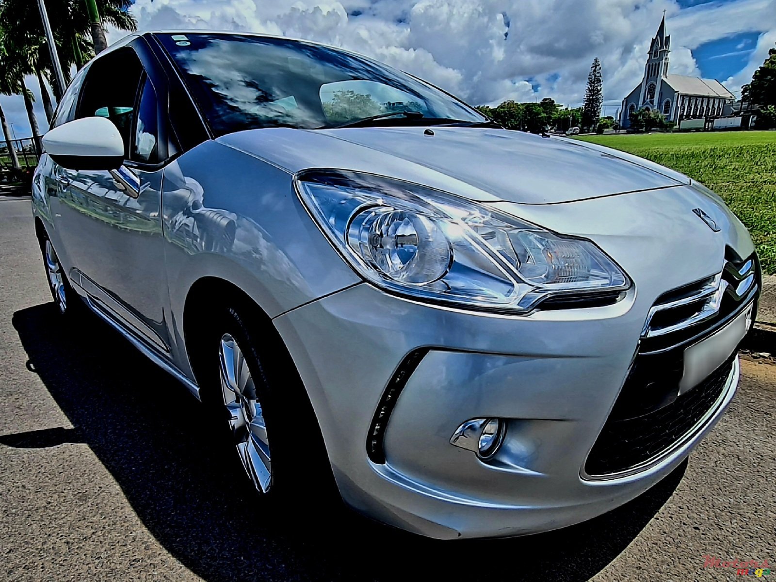 2016' Citroen DS3 photo #1