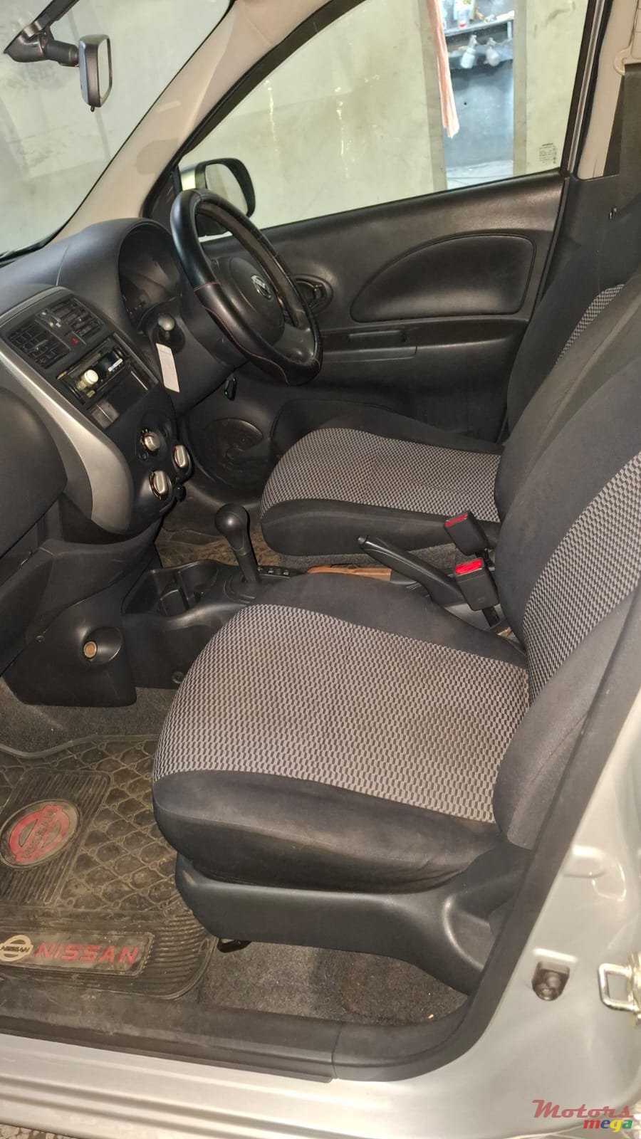 2015' Nissan March photo #4