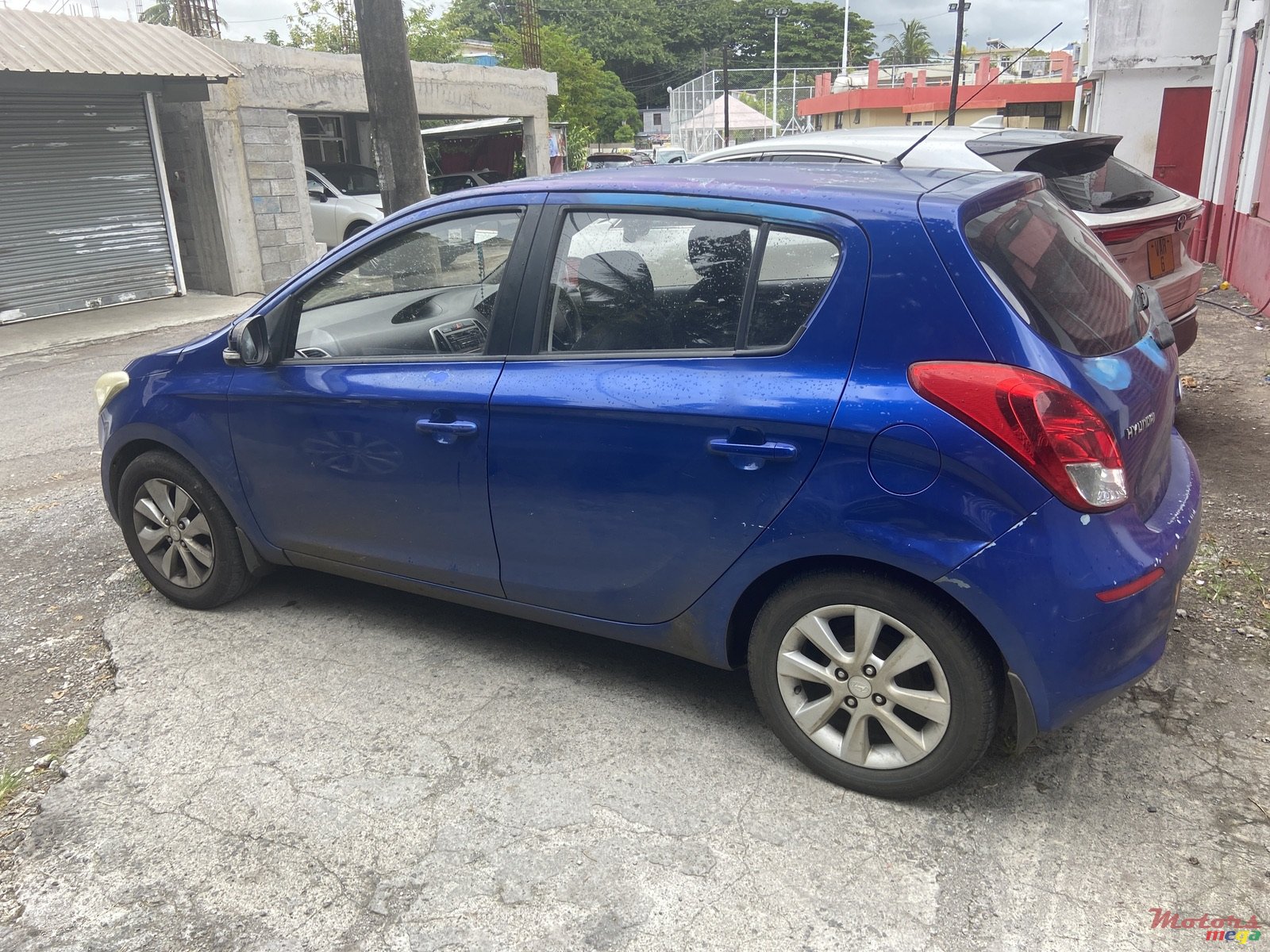 2012' Hyundai i20 photo #2