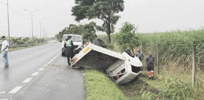 Accident à Mapou : une camionnette fait une sortie de route