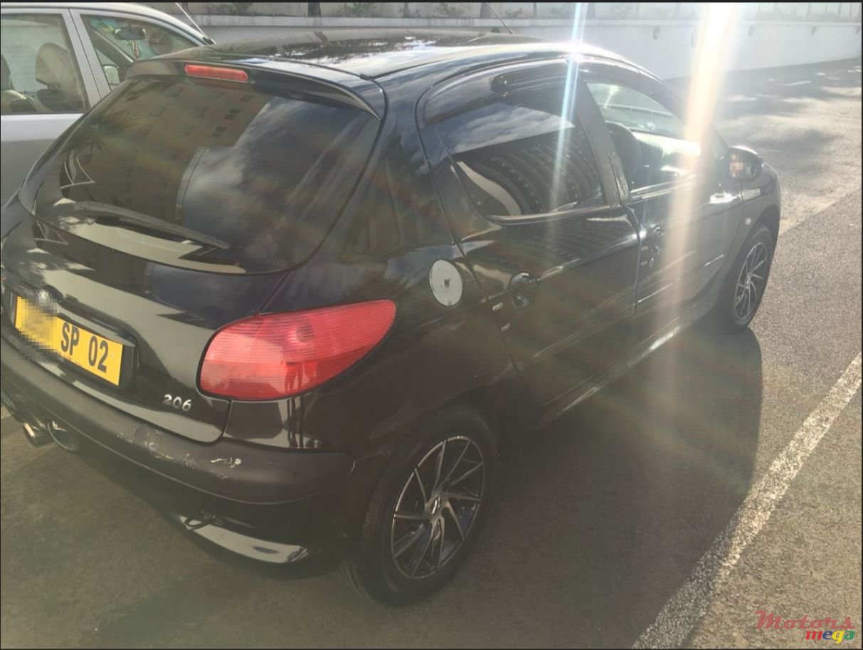 2002' Peugeot 206 photo #2