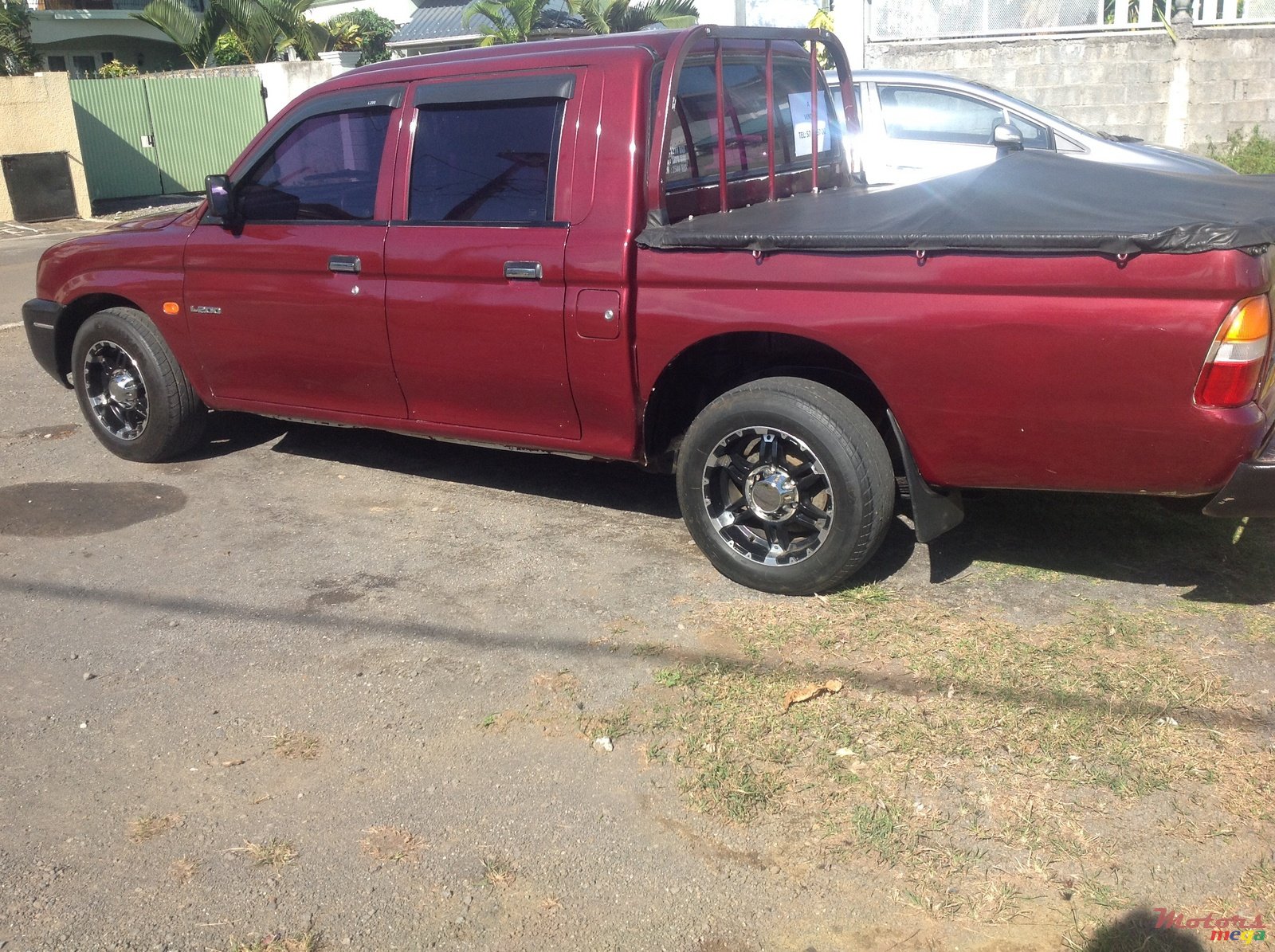 1999' Mitsubishi L 200 photo #1