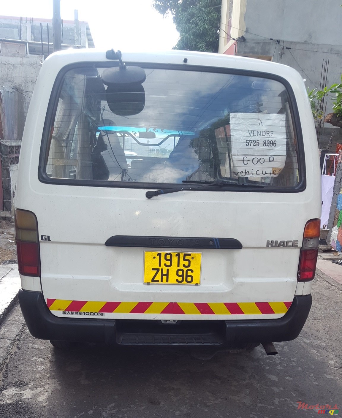 1996' Toyota HiAce photo #2