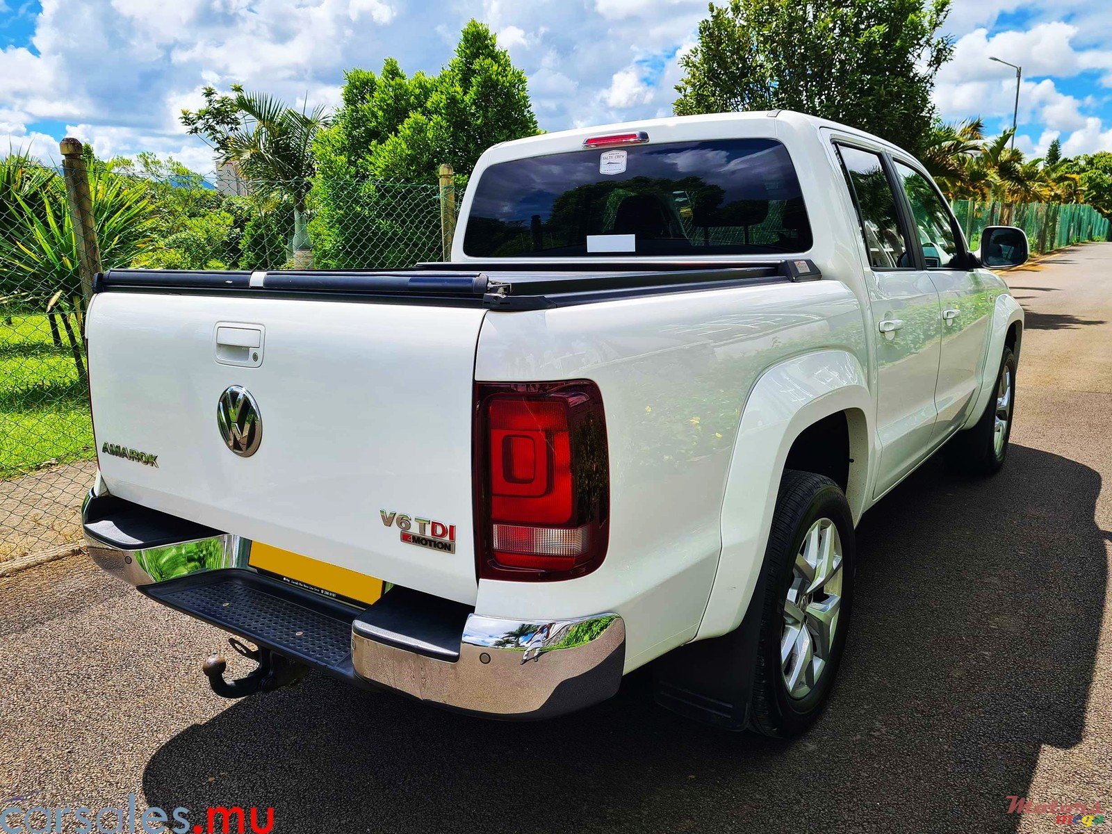 2018' Volkswagen Amarok 3.0 V6 TDI photo #4