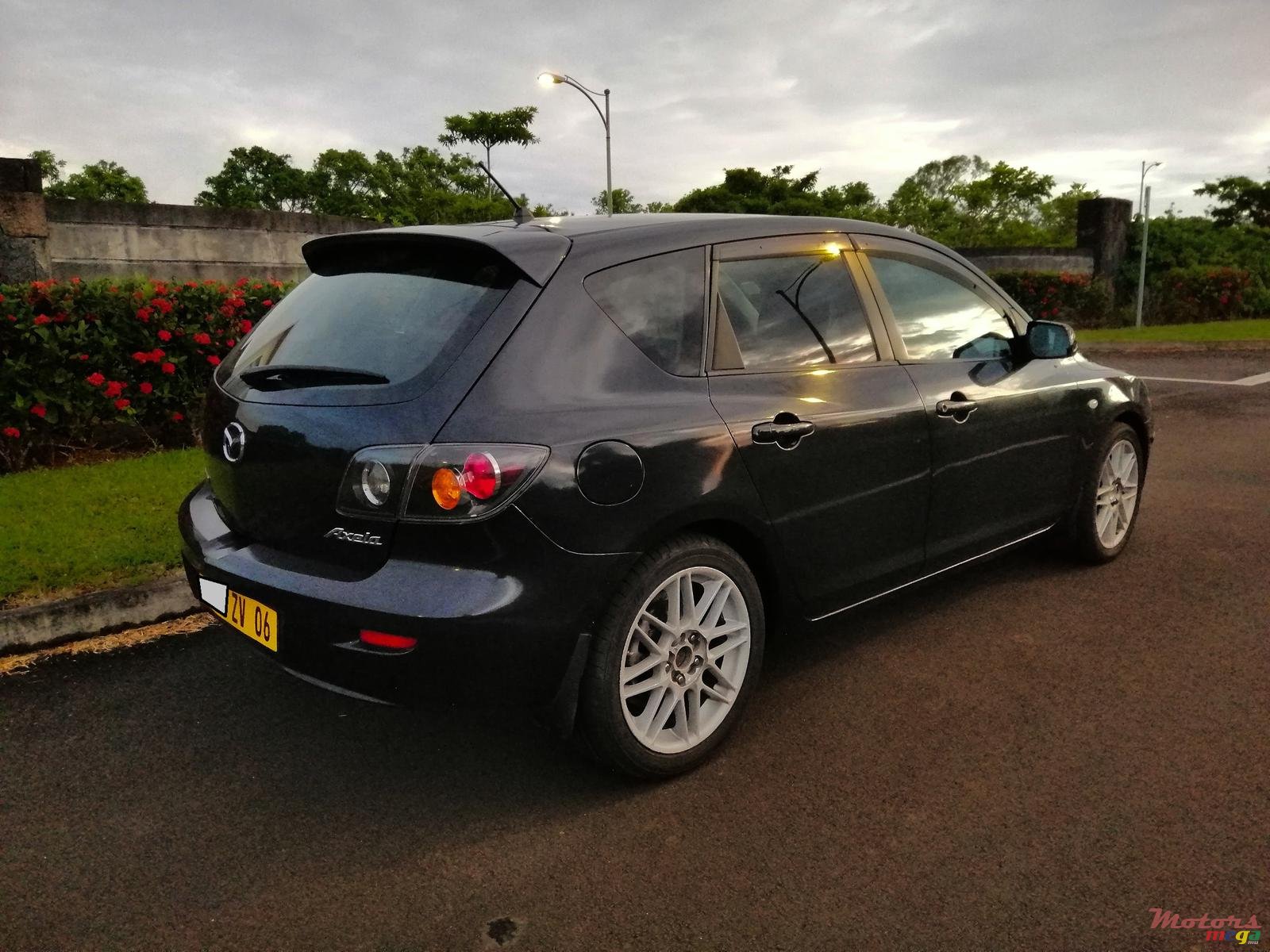 2006' Mazda Axela photo #5