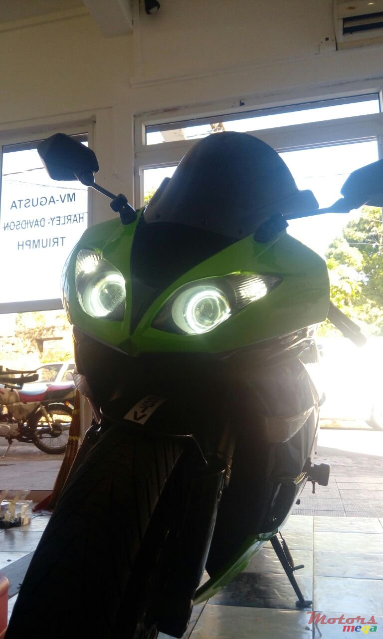 2010' Kawasaki Angel. Eyes photo #4