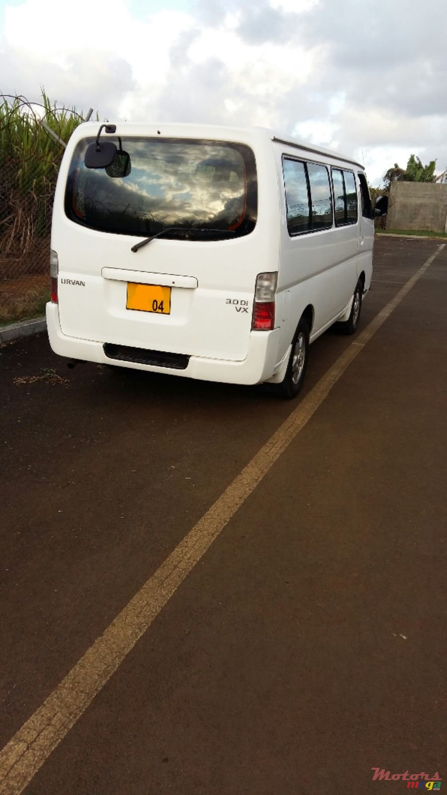2004' Nissan Urvan 3.0Di photo #2