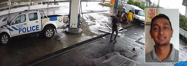 Accident à Wooton: l’homme au parapluie bleu qui a accompagné Rohit Gobin avant l’arrivée des secours
