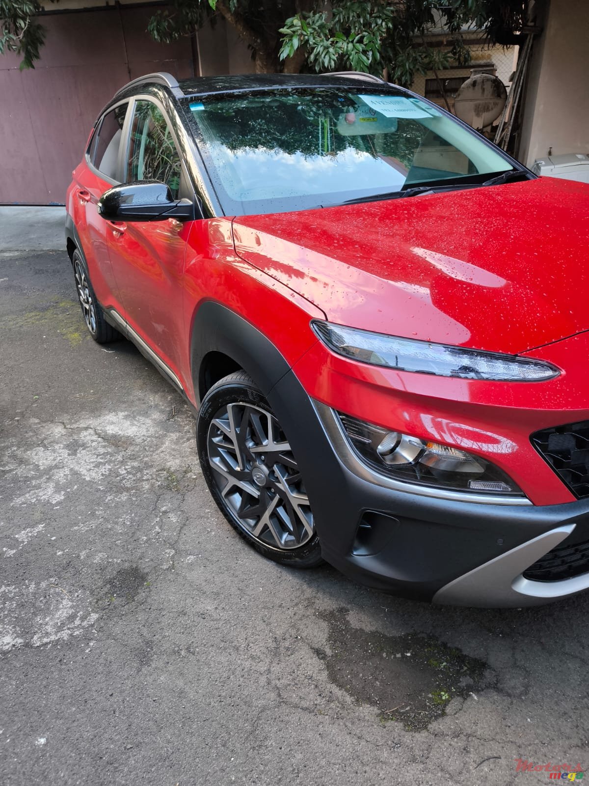 2022' Hyundai Kona photo #2
