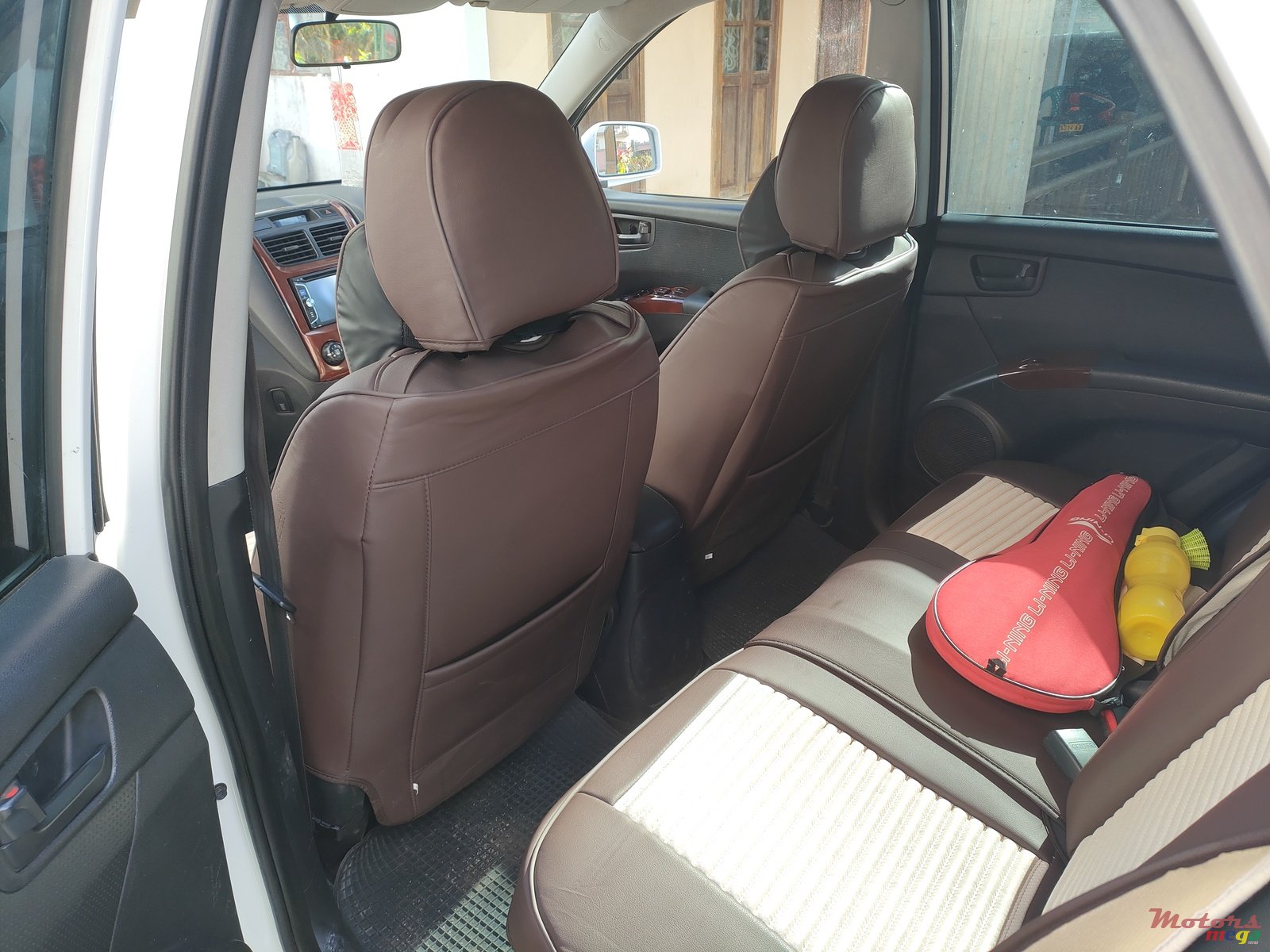 2010' Kia Sportage photo #5