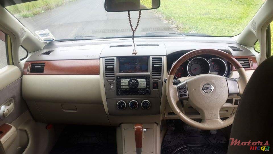 2006' Nissan Tiida photo #4