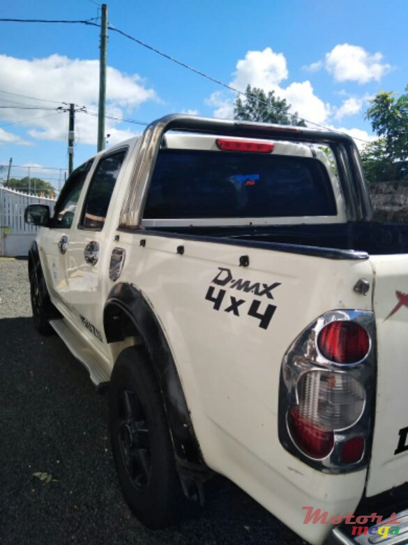 2003' Isuzu D-Max photo #3