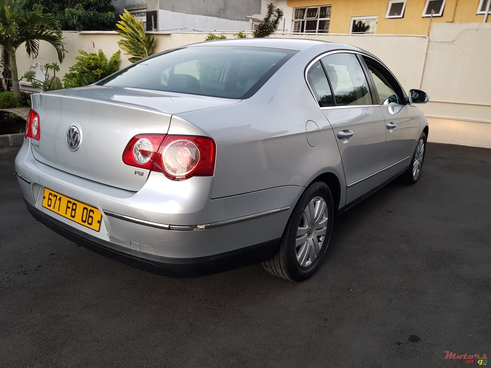 2006' Volkswagen Passat fsi photo #3