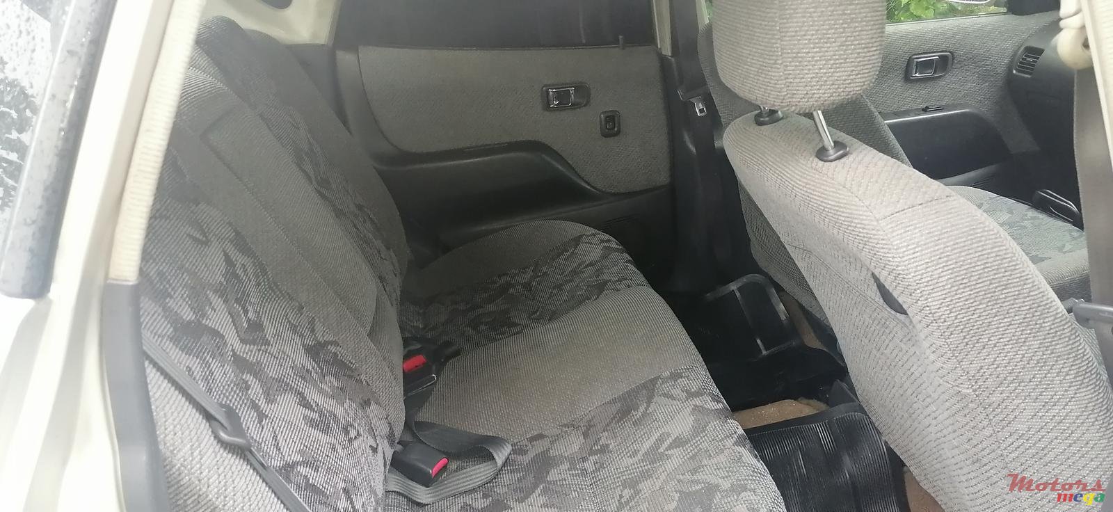 1999' Toyota photo #5