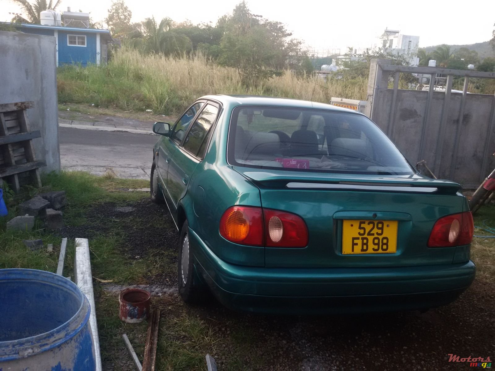 1998' Toyota Corolla photo #1