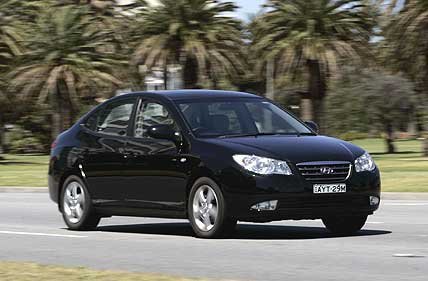 Hyundai announced two Elantra recalls cased by airbag