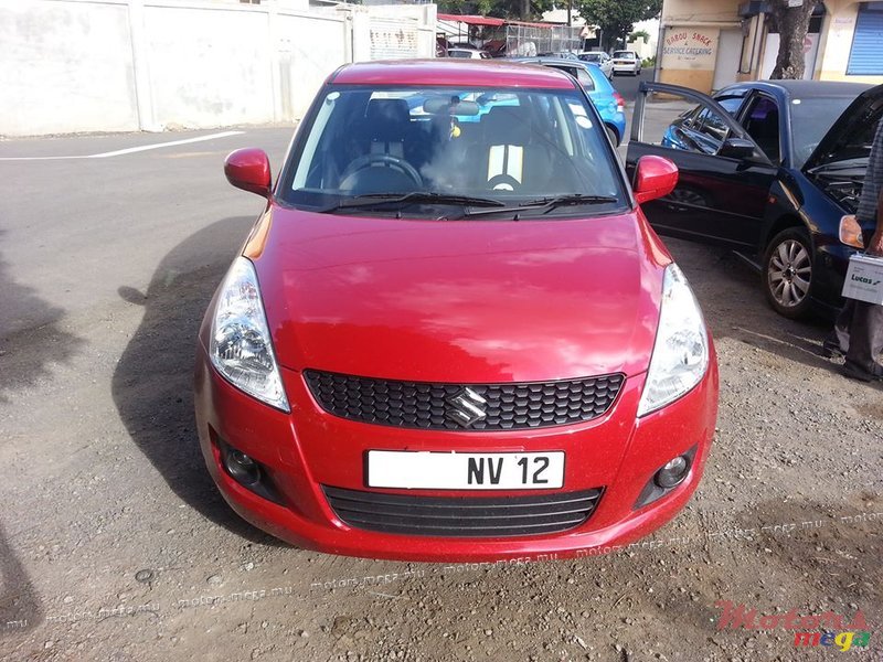 2012' Suzuki Swift photo #1